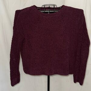 Cropped sweater. Large